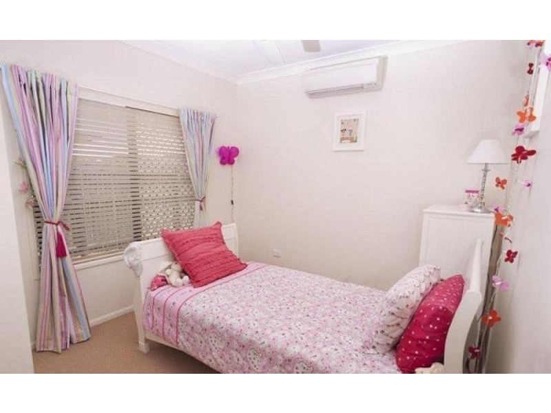 14 Waterdragon Link, Douglas QLD 4814