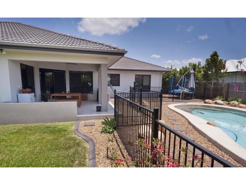 14 Waterdragon Link, Douglas QLD 4814