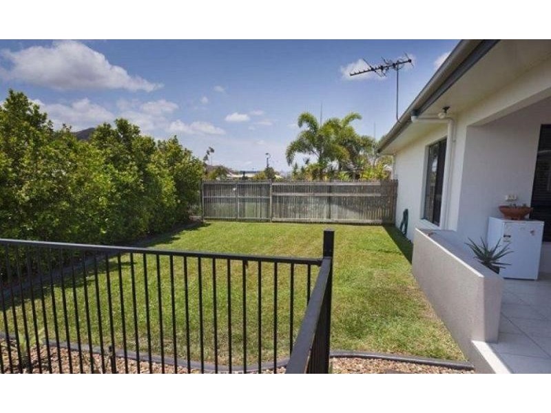 14 Waterdragon Link, Douglas QLD 4814