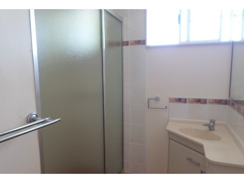 4 Banora Court, Mount Louisa QLD 4814
