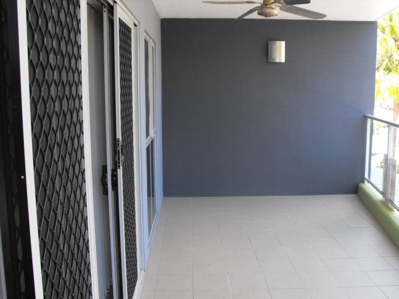 4/237 Riverside Boulevard, Douglas QLD 4814