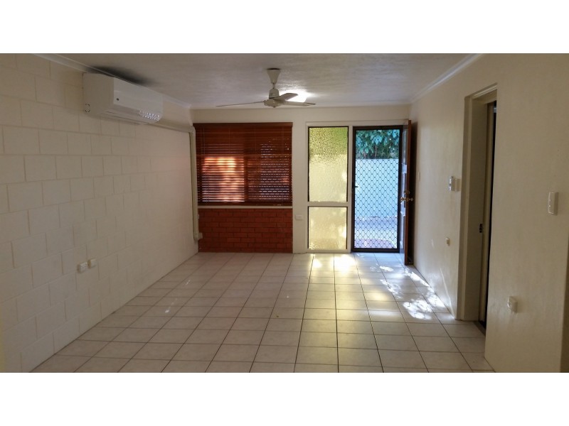 3/118 Cook Street, North Ward QLD 4810