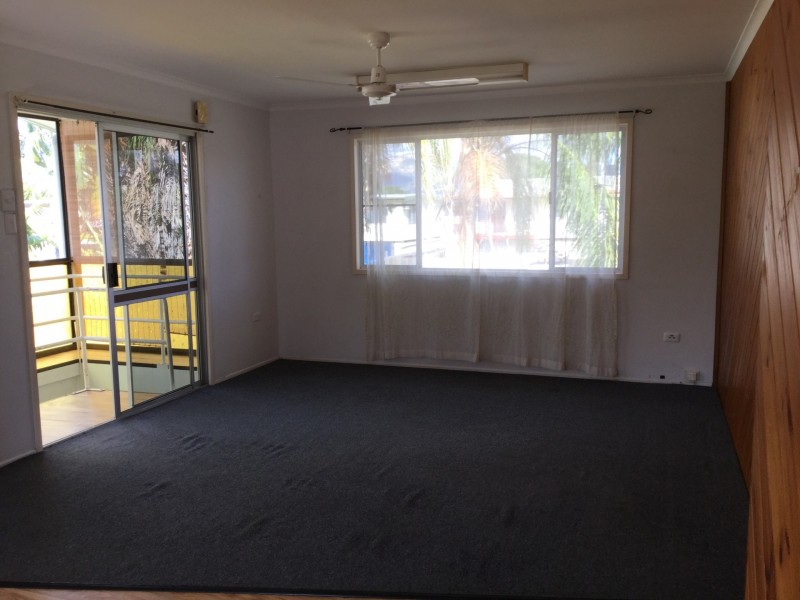 11 Hasson Street, Kirwan QLD 4817