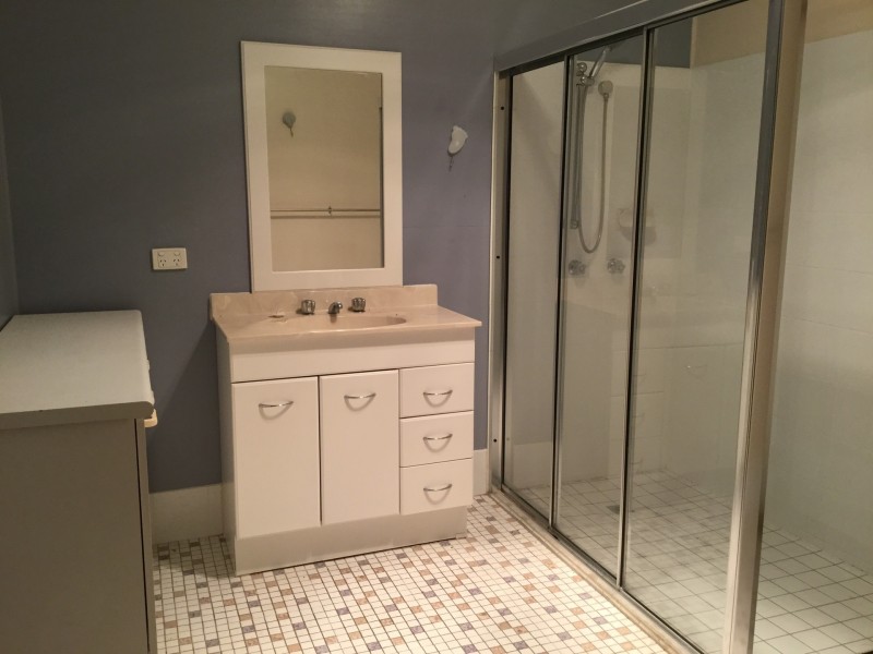 10 Weaver Street, Heatley QLD 4814