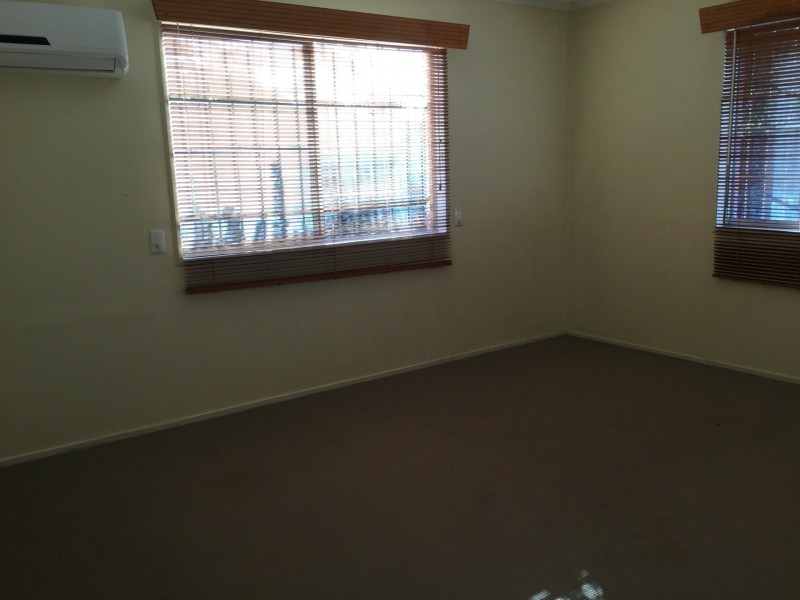 10 Weaver Street, Heatley QLD 4814