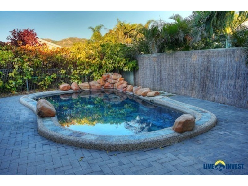 32 Leila Avenue, Rasmussen QLD 4815