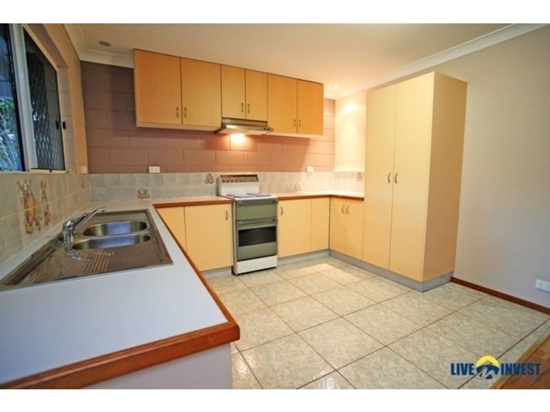 32 Leila Avenue, Rasmussen QLD 4815