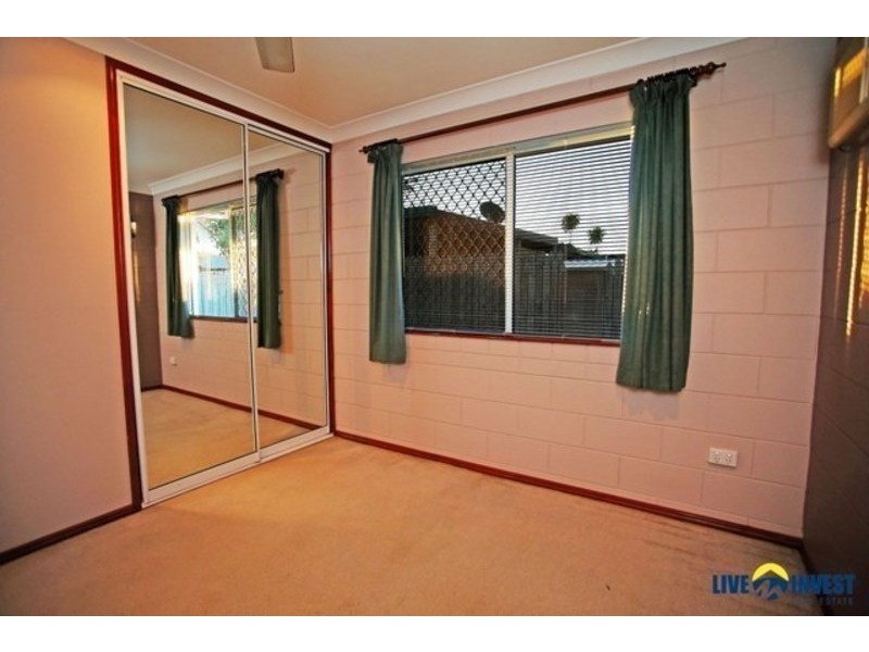 32 Leila Avenue, Rasmussen QLD 4815