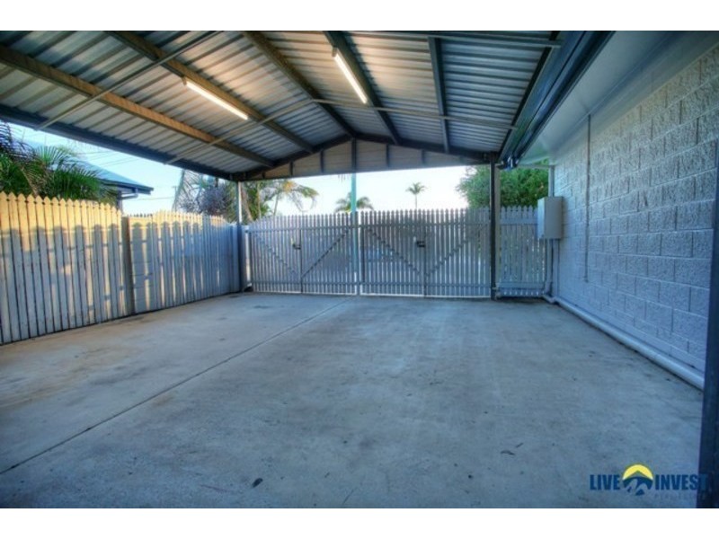 32 Leila Avenue, Rasmussen QLD 4815