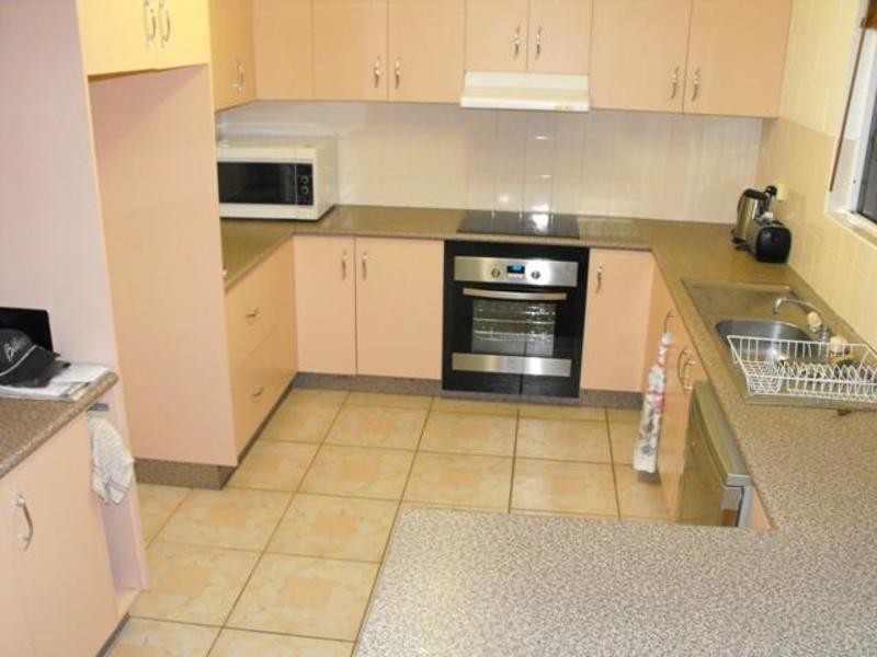 34 Forbes Street, Cluden QLD 4811