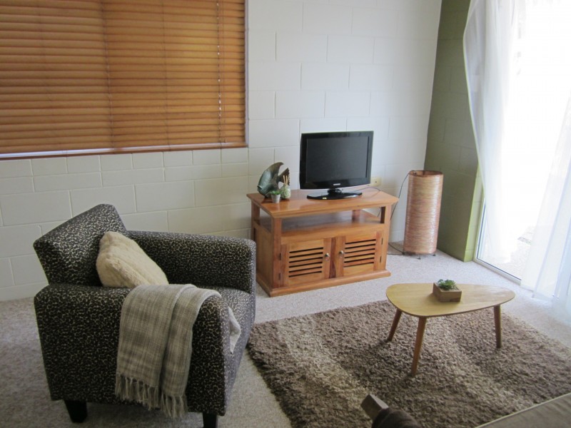 17/36 Henry Street, West End QLD 4810