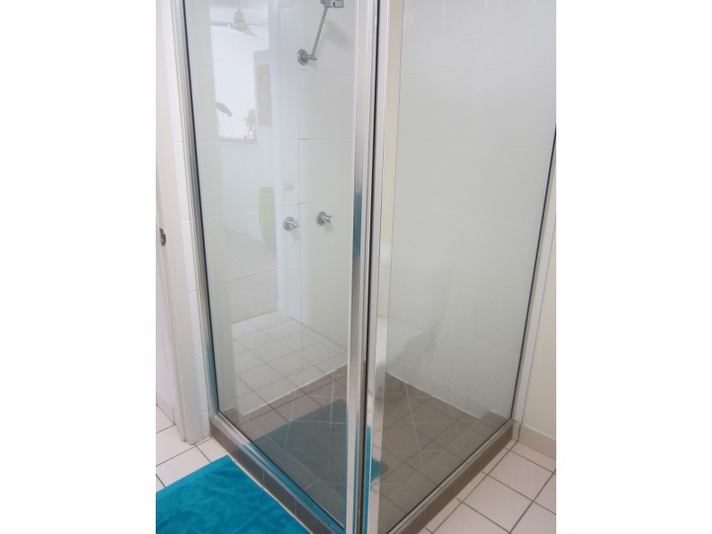 17/36 Henry Street, West End QLD 4810