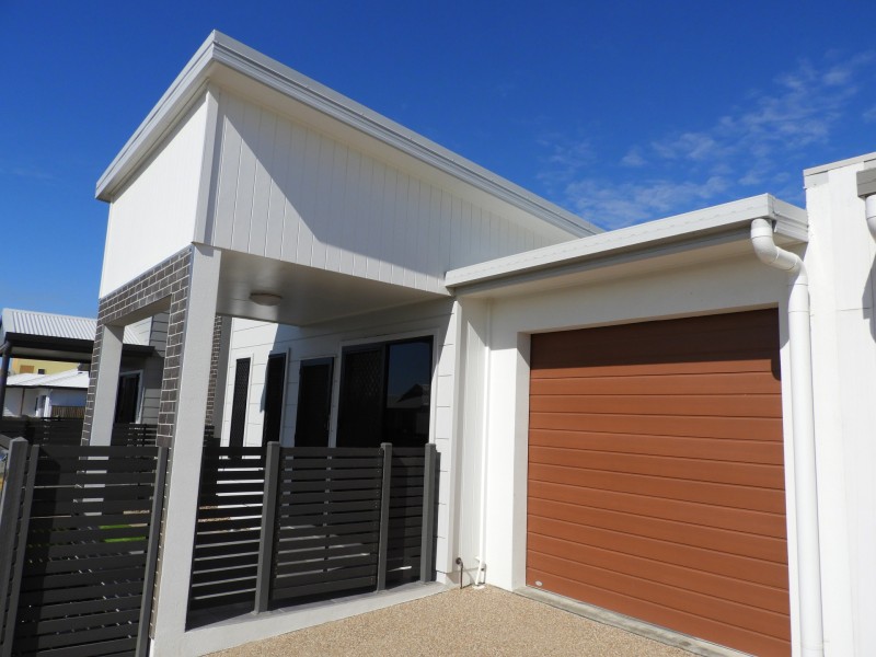 14 Colvin Street, Oonoonba QLD 4811