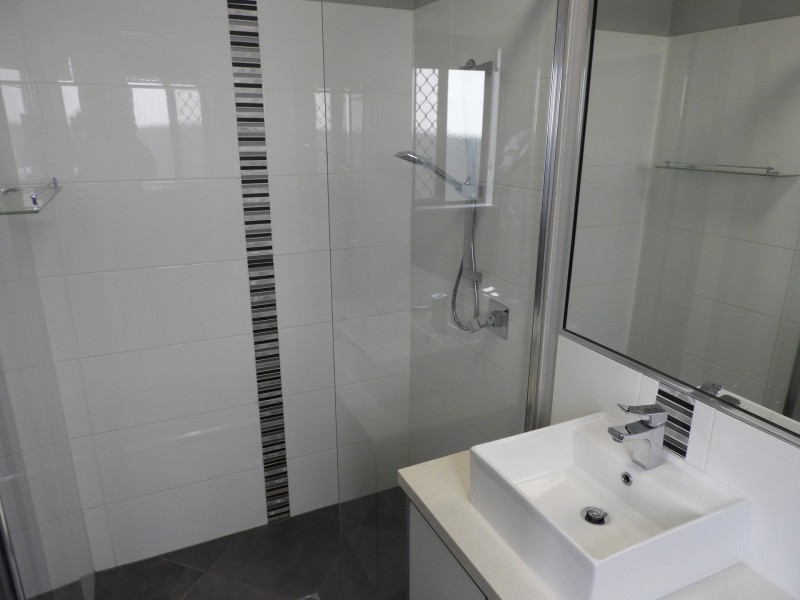 14 Colvin Street, Oonoonba QLD 4811