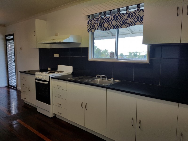 28 Sonia Street, Rasmussen QLD 4815