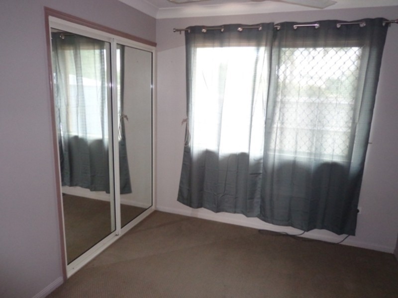 33 Burbank Way, Kirwan QLD 4817