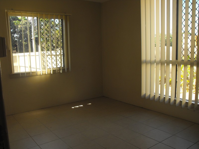 1/6 Touch Street, Rosslea QLD 4812