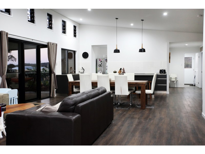 187 Williams Road, Alligator Creek QLD 4816