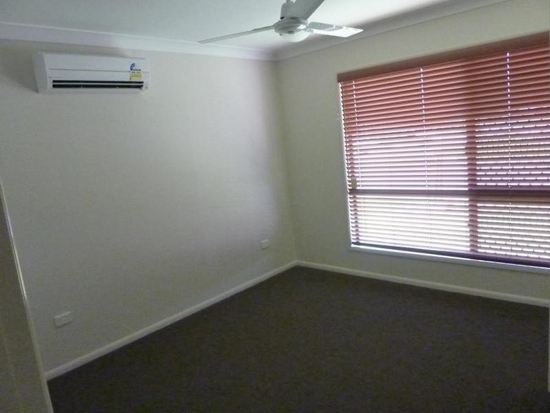 2/1 Claret Close, Condon QLD 4815