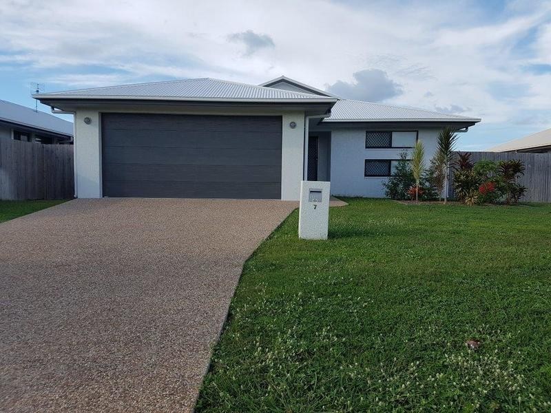 7 Lanikai Place, Mount Low QLD 4818