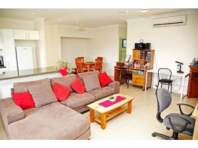 9 Blue Wren Drive, Kelso QLD 4815