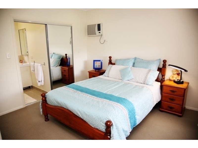 9 Blue Wren Drive, Kelso QLD 4815