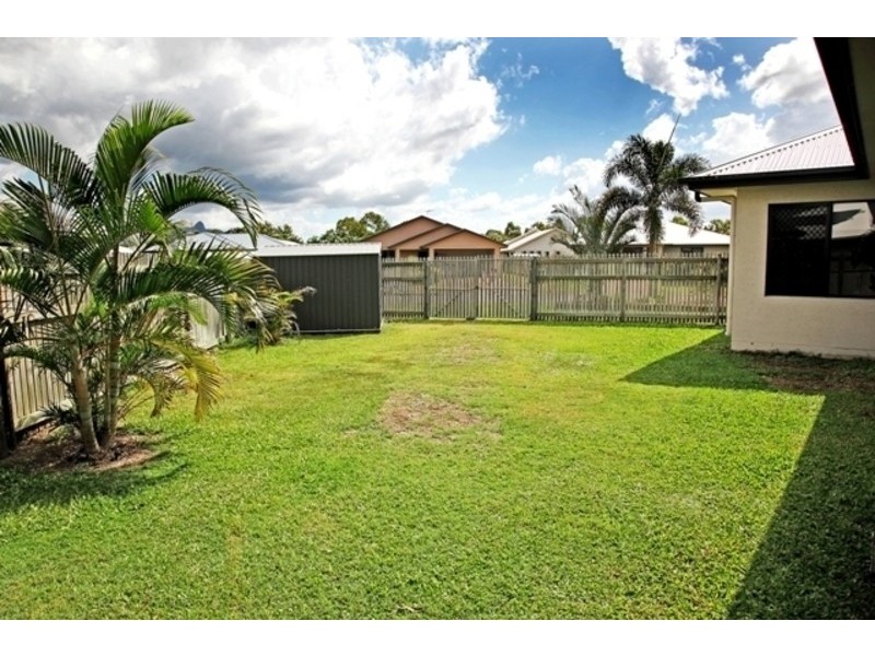 9 Blue Wren Drive, Kelso QLD 4815