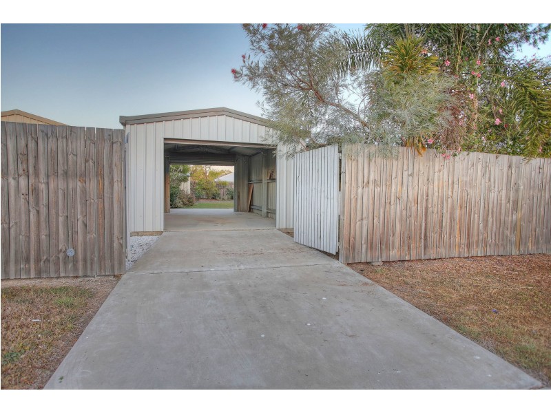 1 Simonsen Court, Kelso QLD 4815