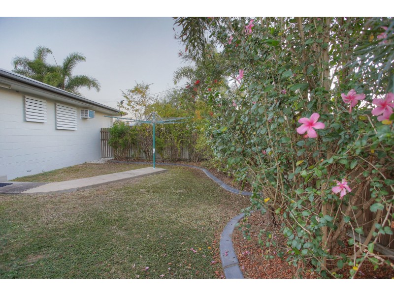 1 Simonsen Court, Kelso QLD 4815