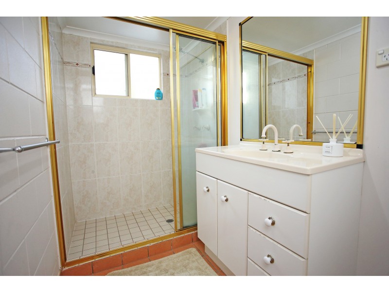 2/92 Regatta Crescent, Douglas QLD 4814