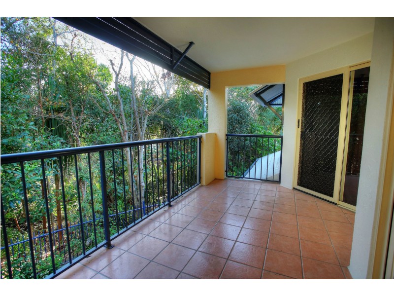 2/92 Regatta Crescent, Douglas QLD 4814