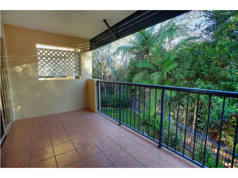 2/92 Regatta Crescent, Douglas QLD 4814