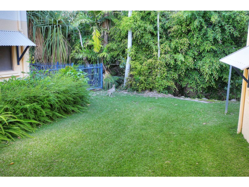 2/92 Regatta Crescent, Douglas QLD 4814