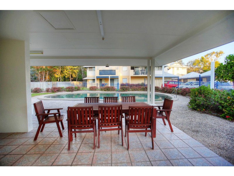 2/92 Regatta Crescent, Douglas QLD 4814