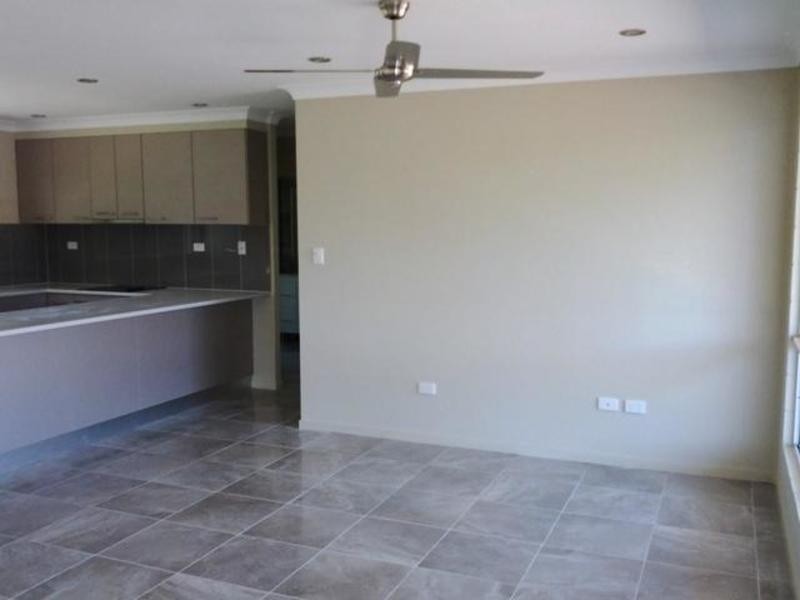 1352 Riverway Drive, Kelso QLD 4815