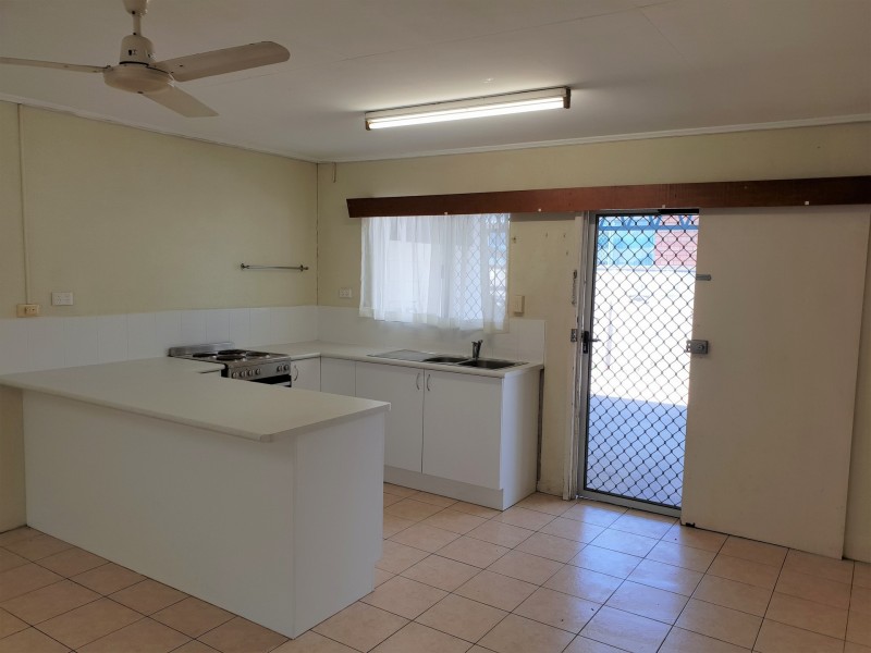 2/179 Bayswater Road, Currajong QLD 4812