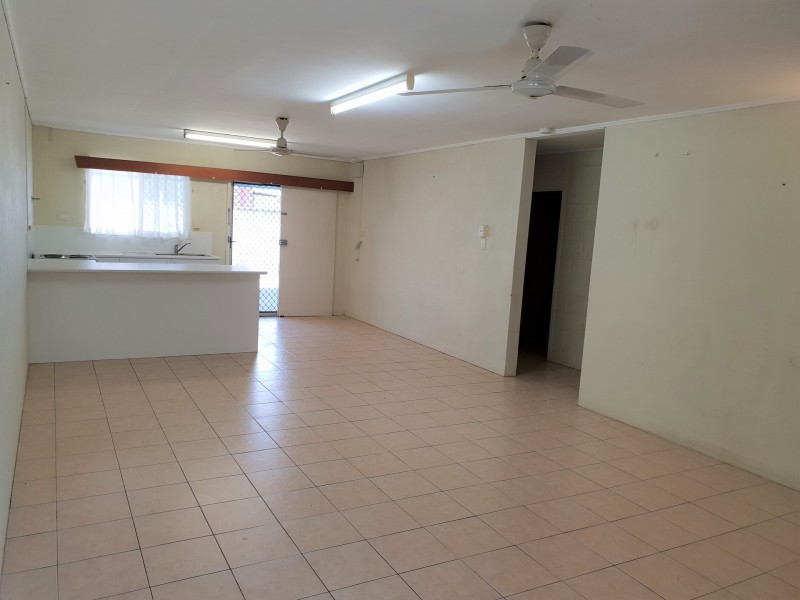 2/179 Bayswater Road, Currajong QLD 4812