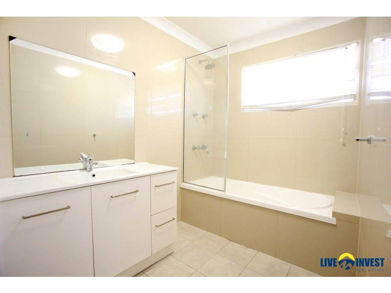 39 Bultarra Crescent, Kirwan QLD 4817