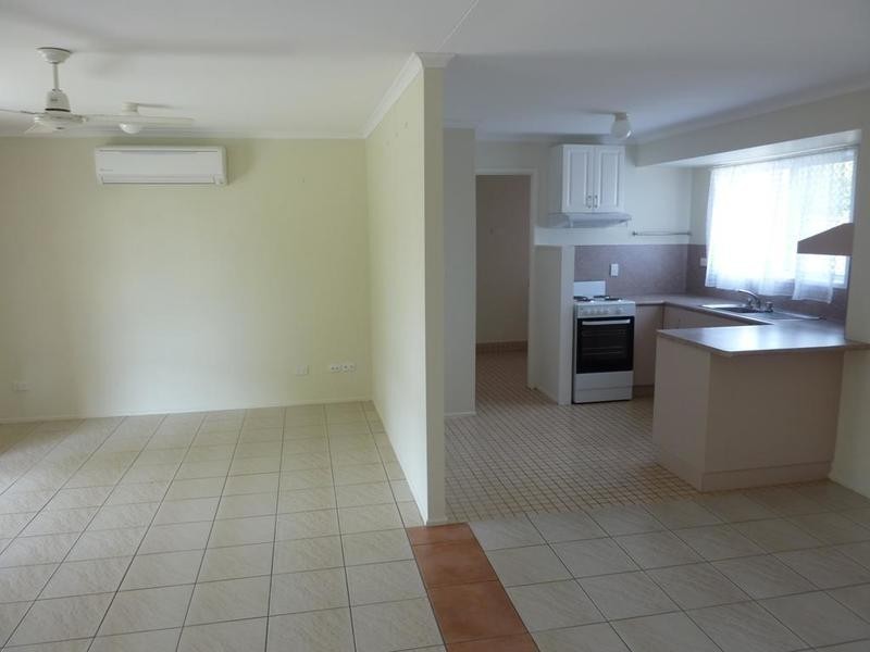 12 Josephine Crescent, Rasmussen QLD 4815