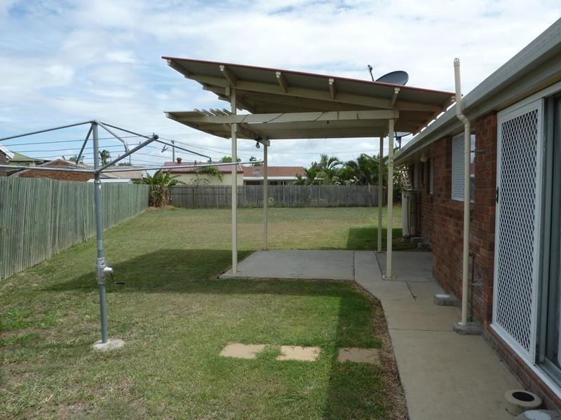 12 Josephine Crescent, Rasmussen QLD 4815