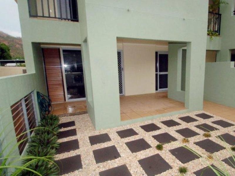 1/78 Eyre Street, North Ward QLD 4810