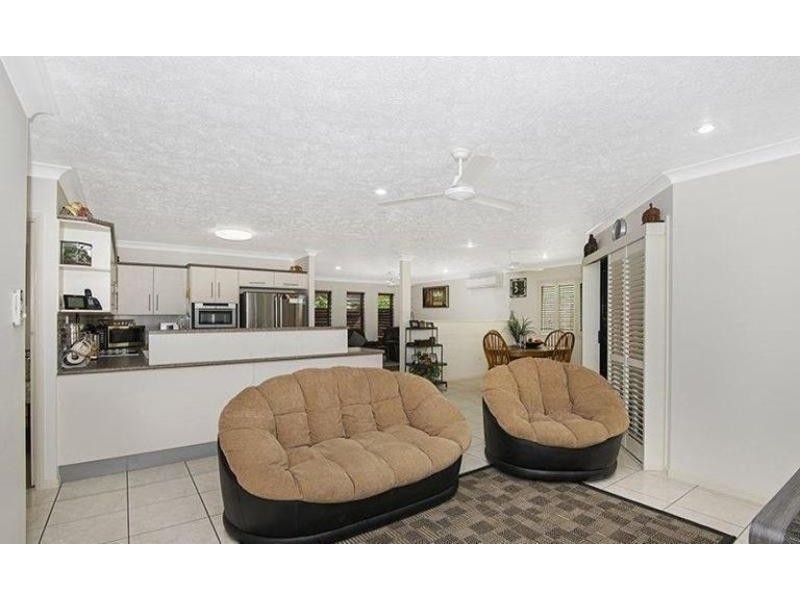 7 Strathburn Street, Mount Louisa QLD 4814