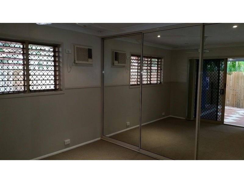 17 Scholars Place, Douglas QLD 4814