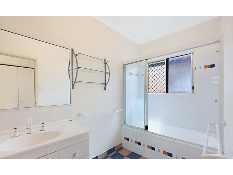 21 Fortunia Lane, Kirwan QLD 4817