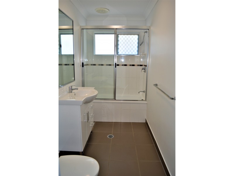 31 Scrubwren Circuit, Bohle Plains QLD 4817