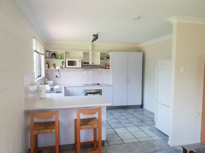 24 Salisbury Crescent, Kirwan QLD 4817