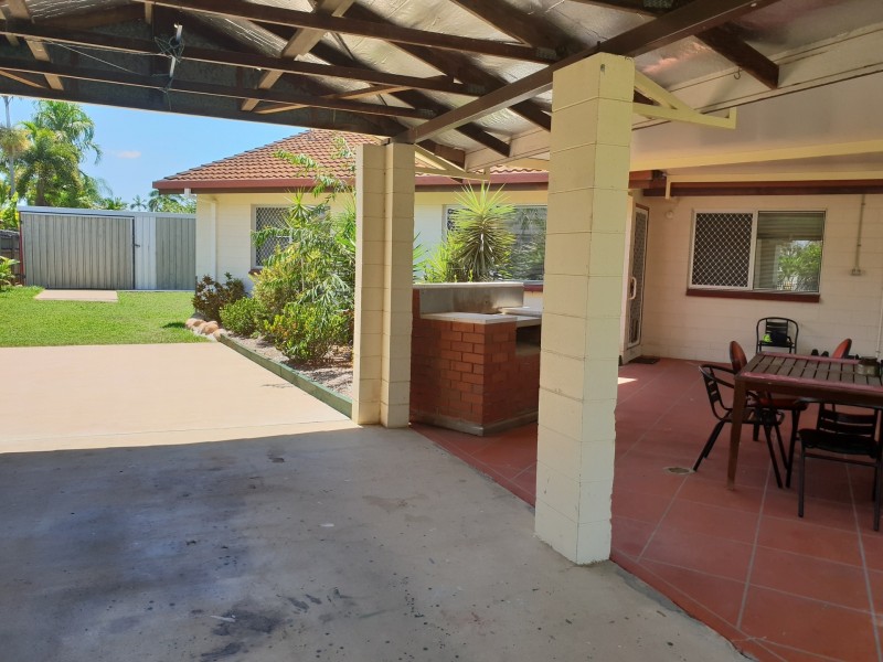 24 Salisbury Crescent, Kirwan QLD 4817
