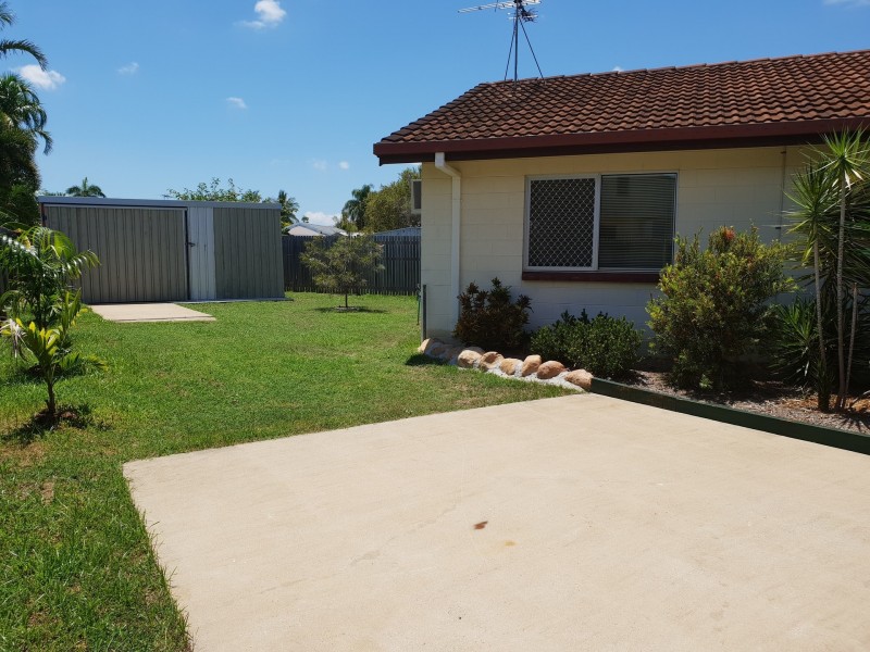 24 Salisbury Crescent, Kirwan QLD 4817