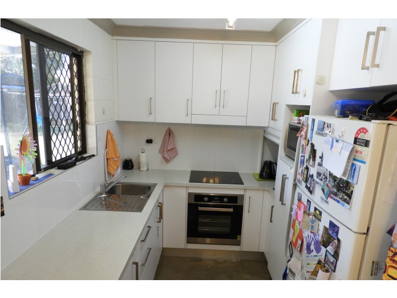 143 Mount Low Parkway, Mount Low QLD 4818