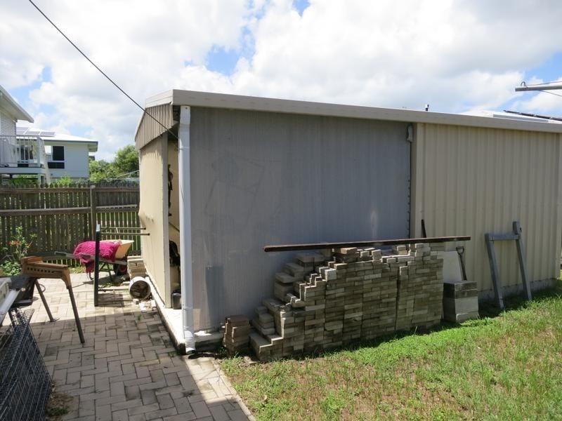 24 Hutchins Street, Heatley QLD 4814